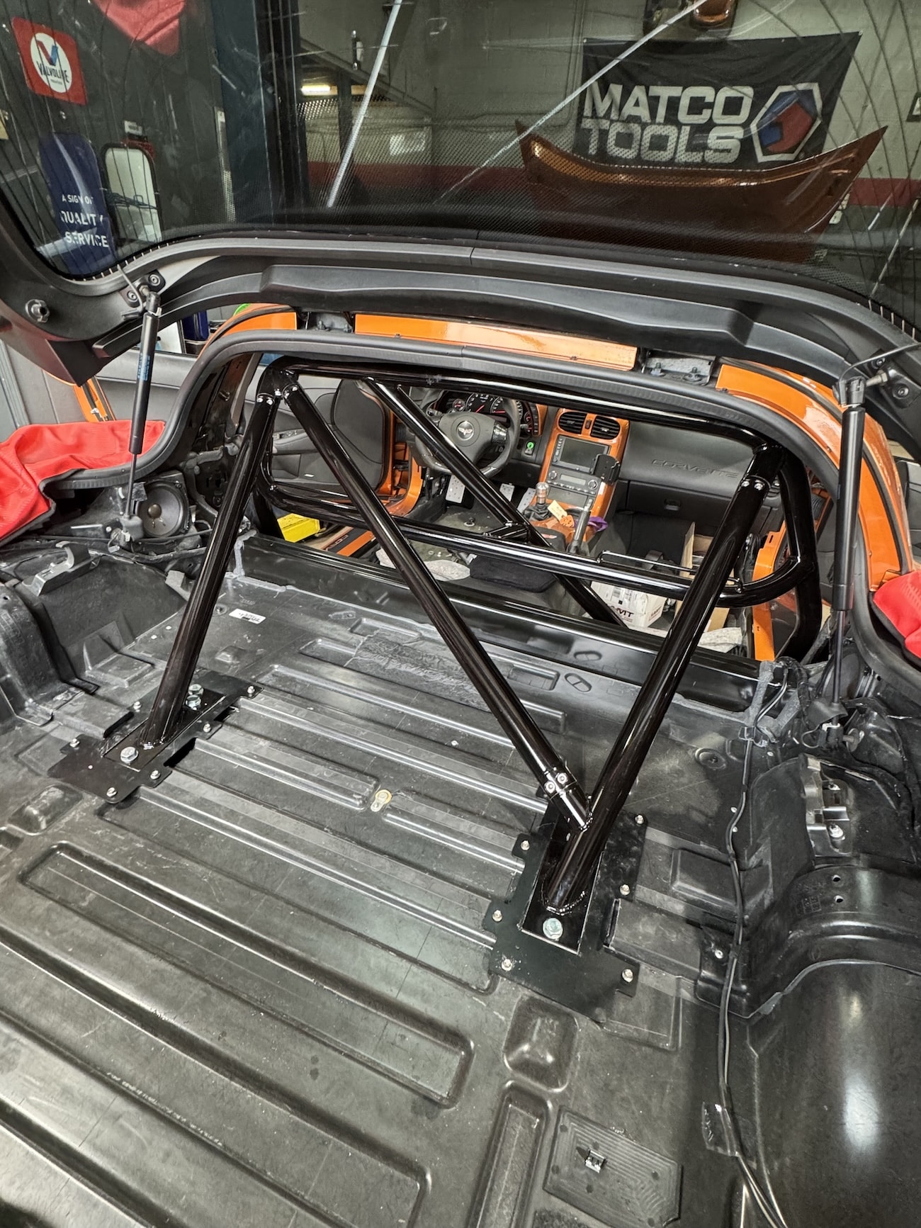 2007 Chevrolet Corvette LS2 — interior safety equipment installation